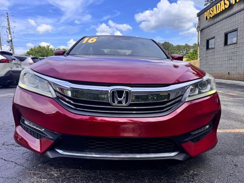 Used 2016 Honda Accord Sport image 2
