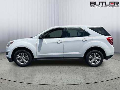 Used 2016 Chevrolet Equinox LS FWD image 2