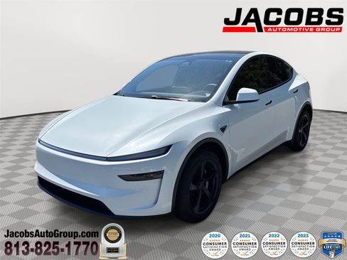 Used 2026 Tesla Model Y 2WD image 1
