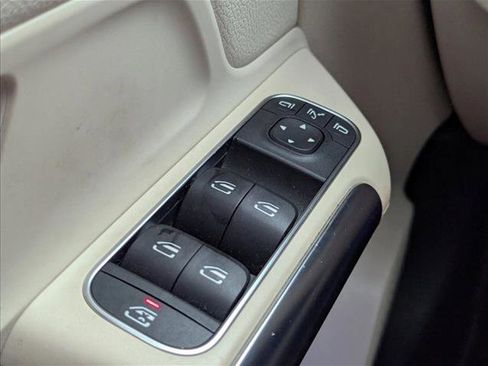 Used 2021 Mercedes-Benz GLA 250 image 7