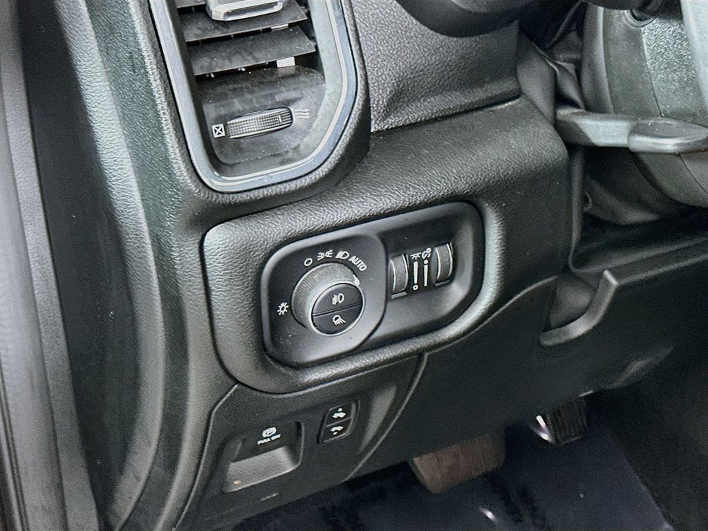 Certified 2024 RAM 1500 Laramie AWD/4WD image 18