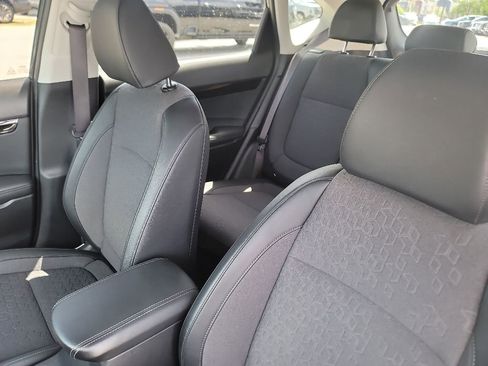 Used 2025 Kia Seltos S FWD image 8