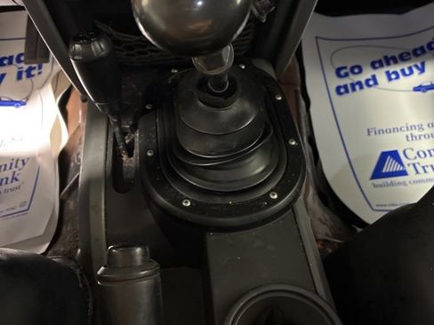 Used 2010 Jeep Wrangler Sport image 14