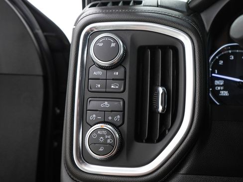 Used 2019 GMC Sierra 1500 SLE w/ SLE Value Package AWD/4WD image 26