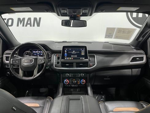 Used 2021 GMC Yukon AT4 w/ Technology Package AWD/4WD image 18