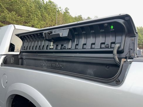 Used 2017 RAM 2500 Limited image 14