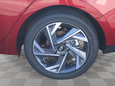 New 2026 Hyundai Elantra Limited image 5