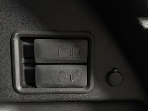 Used 2019 Chevrolet Equinox Premier AWD/4WD image 13