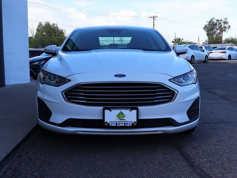 Used 2019 Ford Fusion SE FWD image 16