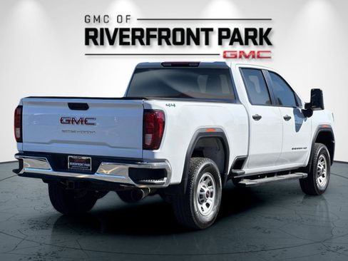 Used 2024 GMC Sierra 2500 Pro image 3