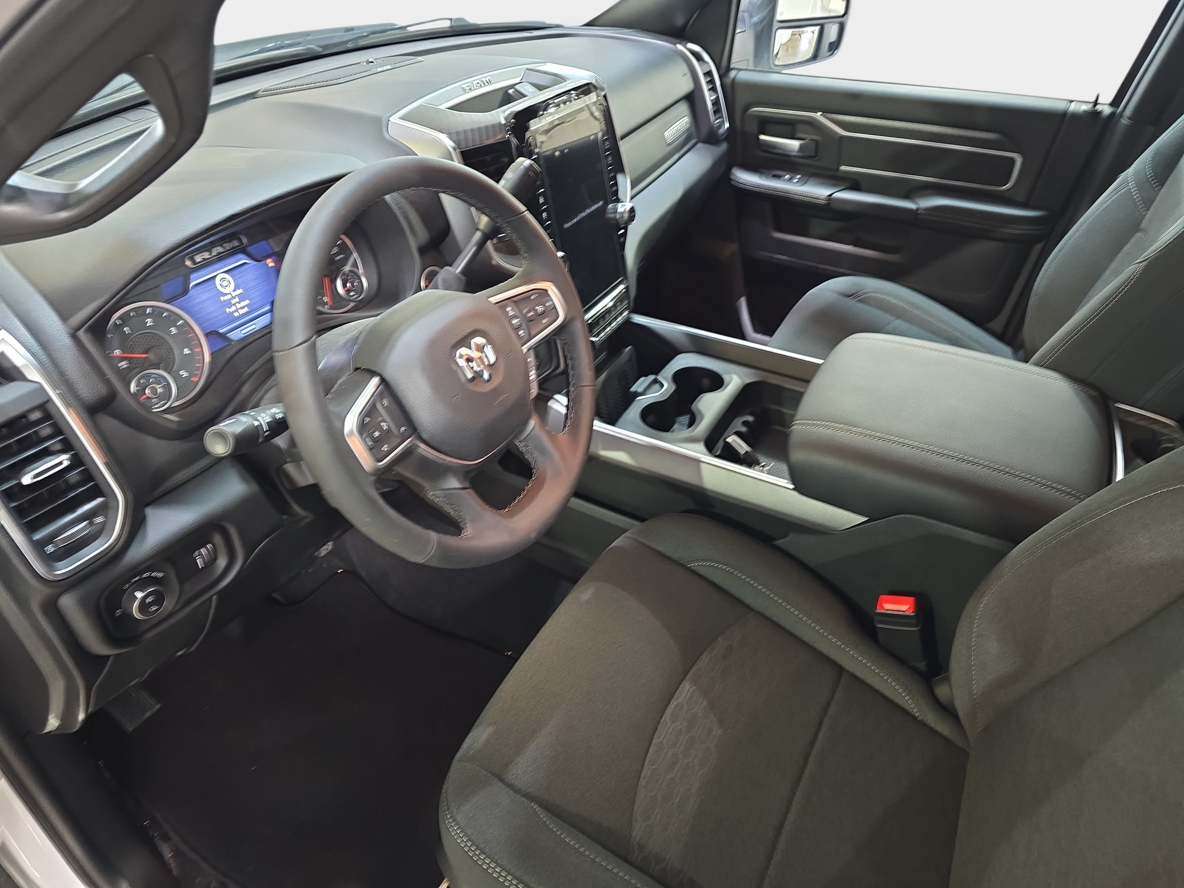 New 2026 RAM 3500 Big Horn AWD/4WD image 13