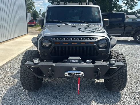 Used 2013 Jeep Wrangler Unlimited Sport AWD/4WD image 12