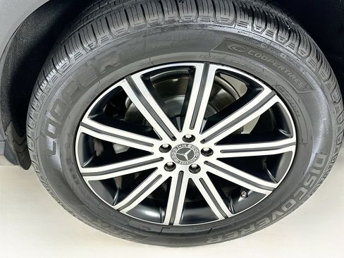 Certified 2025 Mercedes-Benz GLE 350 4MATIC image 34