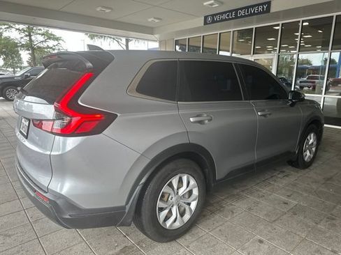 Used 2024 Honda CR-V LX image 3