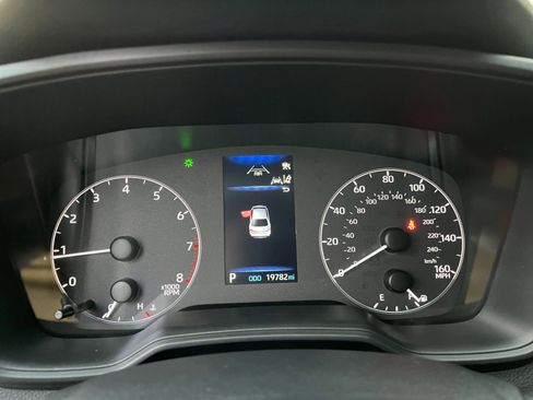 Used 2025 Toyota Corolla LE image 40