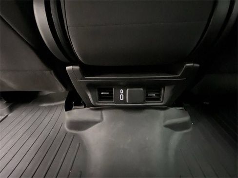 Used 2024 GMC Sierra 2500 SLE w/ SLE Convenience Package image 21