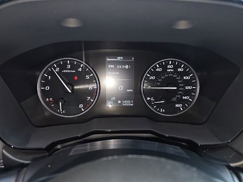 Certified 2025 Subaru Outback Premium image 8