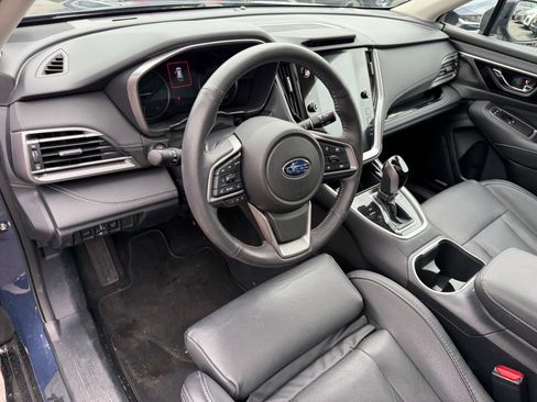 Used 2025 Subaru Outback Touring XT AWD/4WD image 15