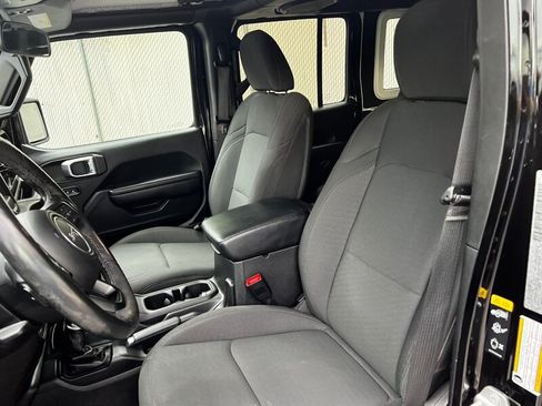 Used 2020 Jeep Wrangler Unlimited Sport AWD/4WD image 17