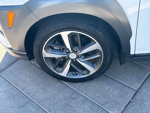 Used 2019 Hyundai Kona Limited FWD image 11