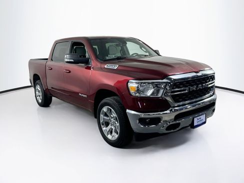 Used 2022 RAM 1500 Big Horn AWD/4WD image 3