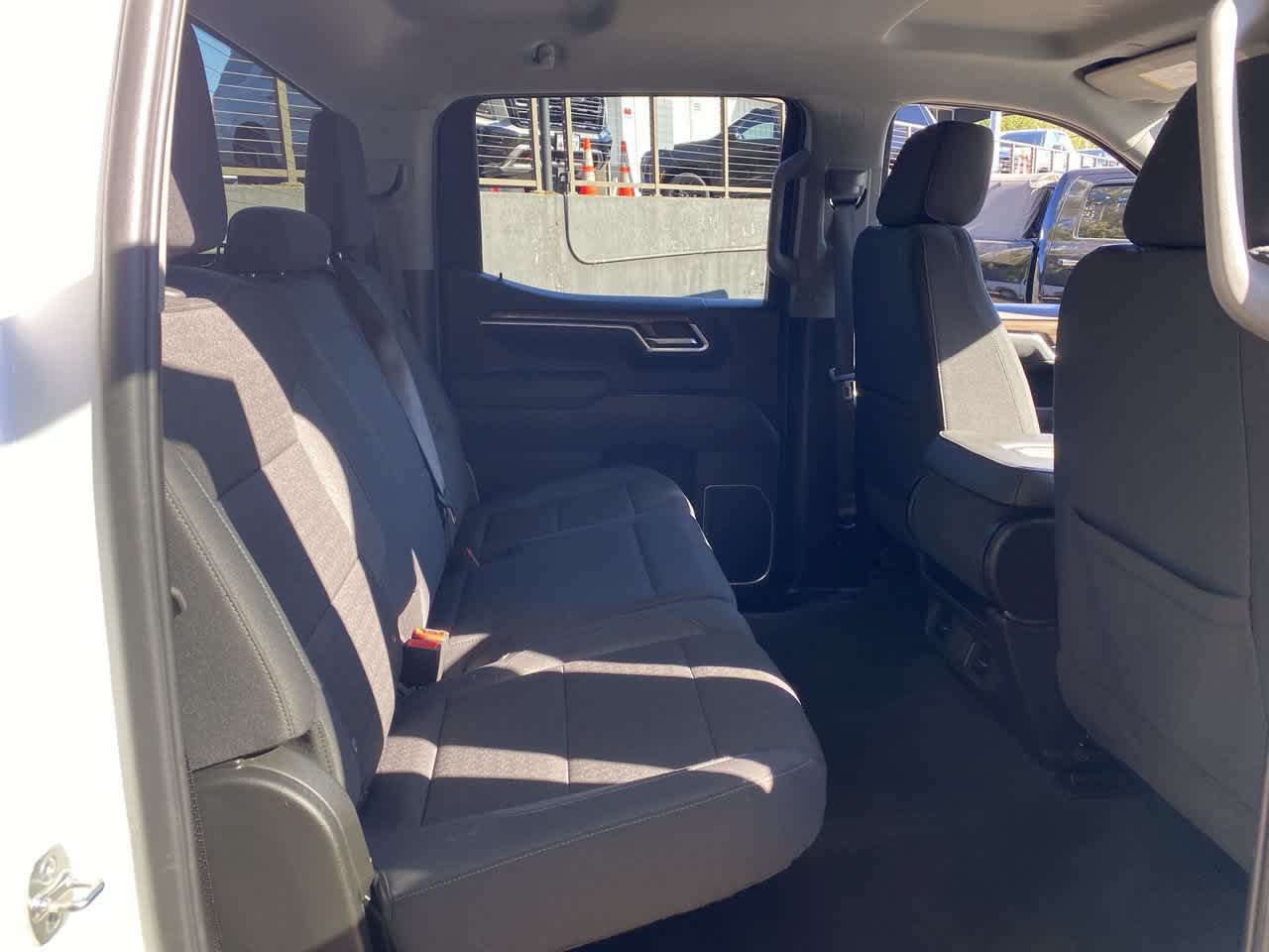 Used 2026 Chevrolet Silverado 1500 LT AWD/4WD image 17