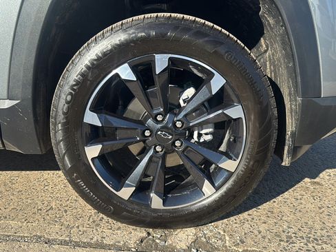 Used 2026 Chevrolet Equinox RS image 40