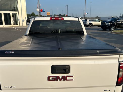 Used 2017 GMC Sierra 1500 SLT w/ SLT Premium Package RWD image 9