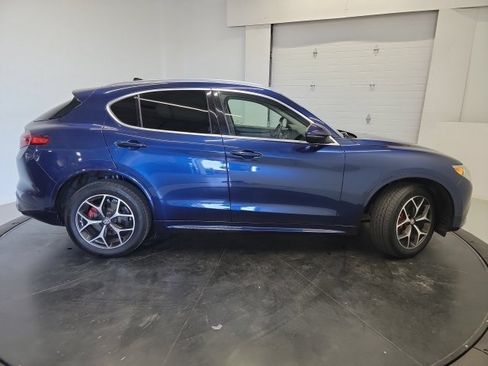 Used 2021 Alfa Romeo Stelvio Ti AWD/4WD image 11