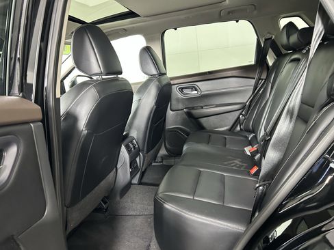 Certified 2023 Nissan Rogue SL w/ SL Premium Package image 11