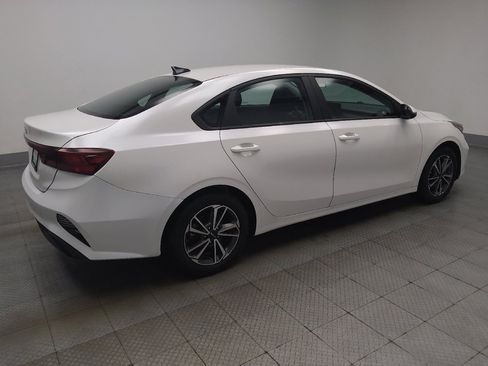 Used 2022 Kia Forte LXS w/ LXS Technology Package FWD image 10