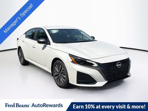 New 2026 Nissan Altima 2.5 SV AWD/4WD image 1