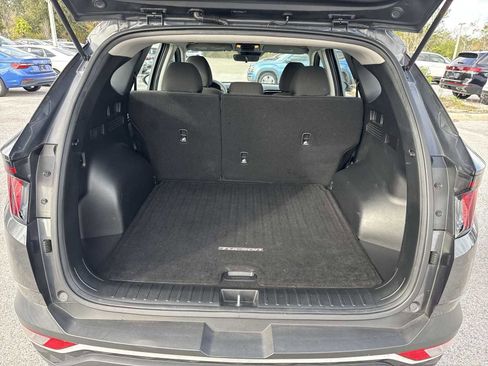 Used 2022 Hyundai Tucson SE image 31