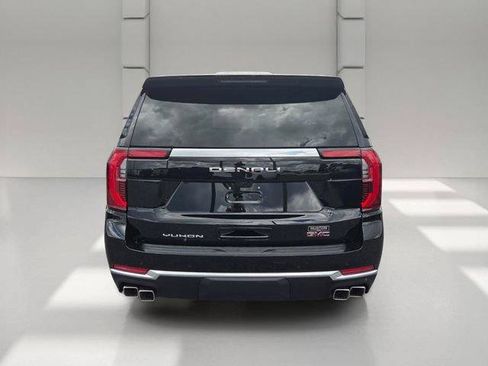 New 2026 GMC Yukon Denali w/ Denali Reserve Package AWD/4WD image 4