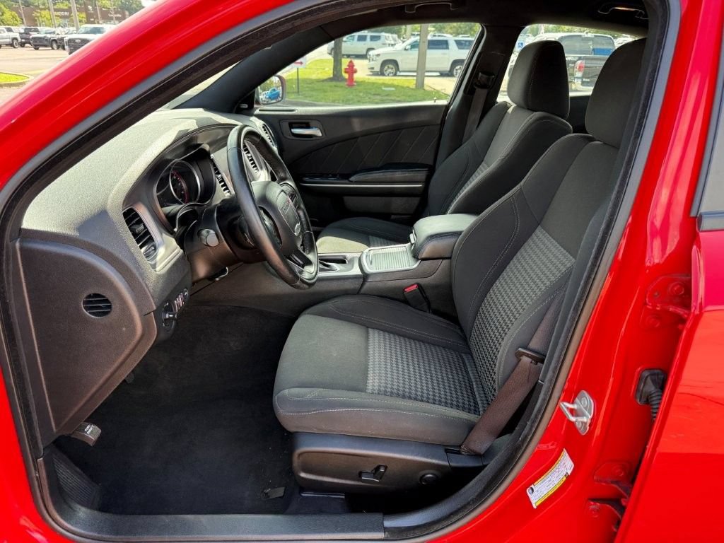 Used 2023 Dodge Charger SXT w/ Cold Weather Package AWD/4WD image 12