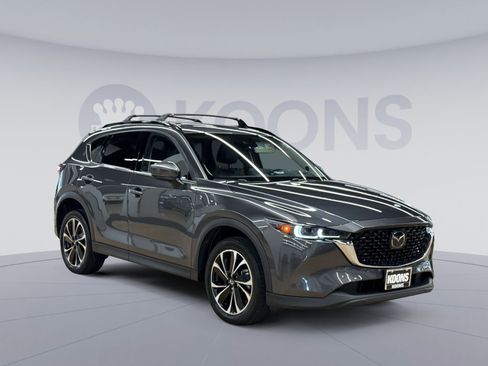 Used 2022 MAZDA CX-5 AWD 2.5 S w/ Premium Plus Pkg image 2