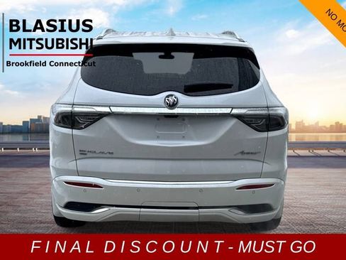 Used 2022 Buick Enclave Avenir image 7