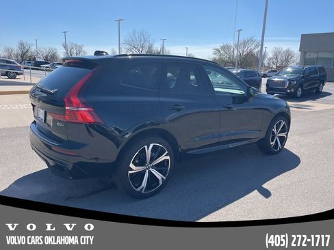 Used 2024 Volvo XC60 B5 Ultimate w/ Protection Package Premier image 5