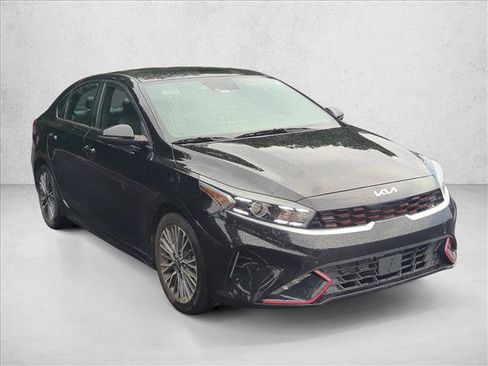 Used 2024 Kia Forte GT-Line FWD image 3