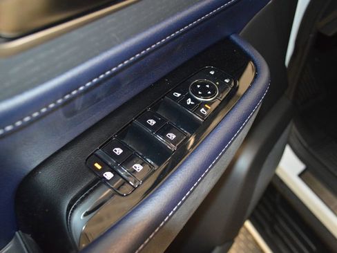 New 2026 INFINITI QX80 4WD image 18