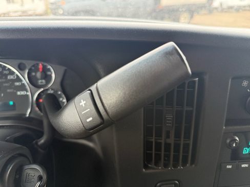 Used 2020 Chevrolet Express 2500 w/ Driver Convenience Package image 22