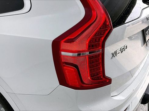 Used 2018 Volvo XC90 T6 Momentum w/ Momentum Plus Package image 41