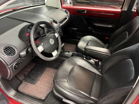 Used 2008 Volkswagen Beetle S image 14