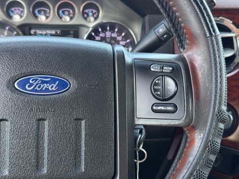 Used 2012 Ford F250 King Ranch w/ King Ranch w/Chrome Pkg AWD/4WD image 19