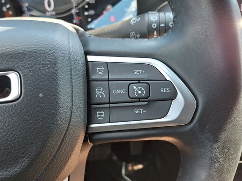 Used 2022 Jeep Compass Latitude w/ Convenience Group AWD/4WD image 21