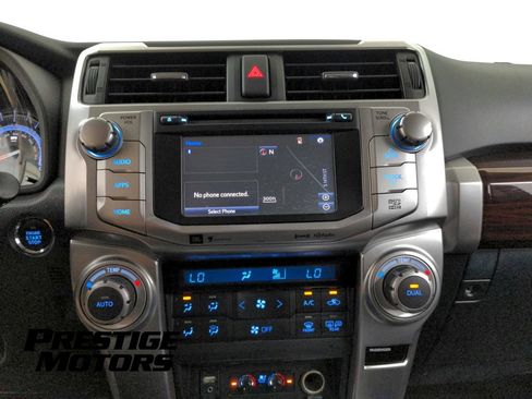 Used 2018 Toyota 4Runner Limited AWD/4WD image 23