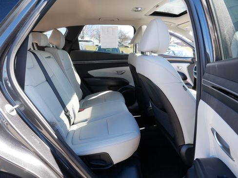 Used 2023 Hyundai Tucson SEL w/ Convenience Package image 18