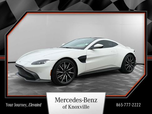 Used 2019 Aston Martin V8 Vantage Coupe RWD image 1