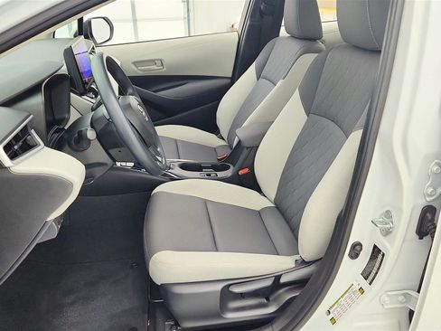 Used 2023 Toyota Corolla LE image 26