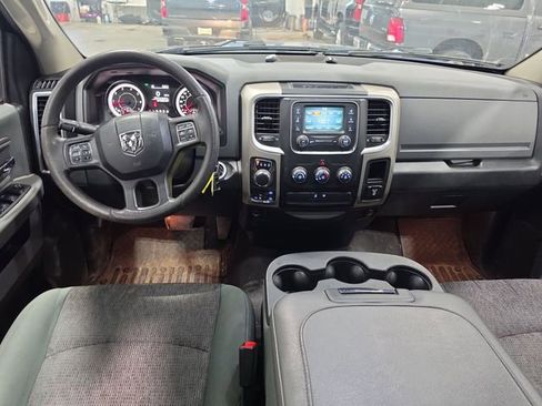 Used 2016 RAM 1500 Classic SLT w/ Protection Group AWD/4WD image 4